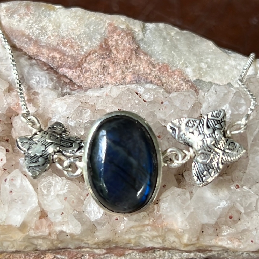 BLUE FLASH LABRADORITE 925 STERLING SILVER BRACELET